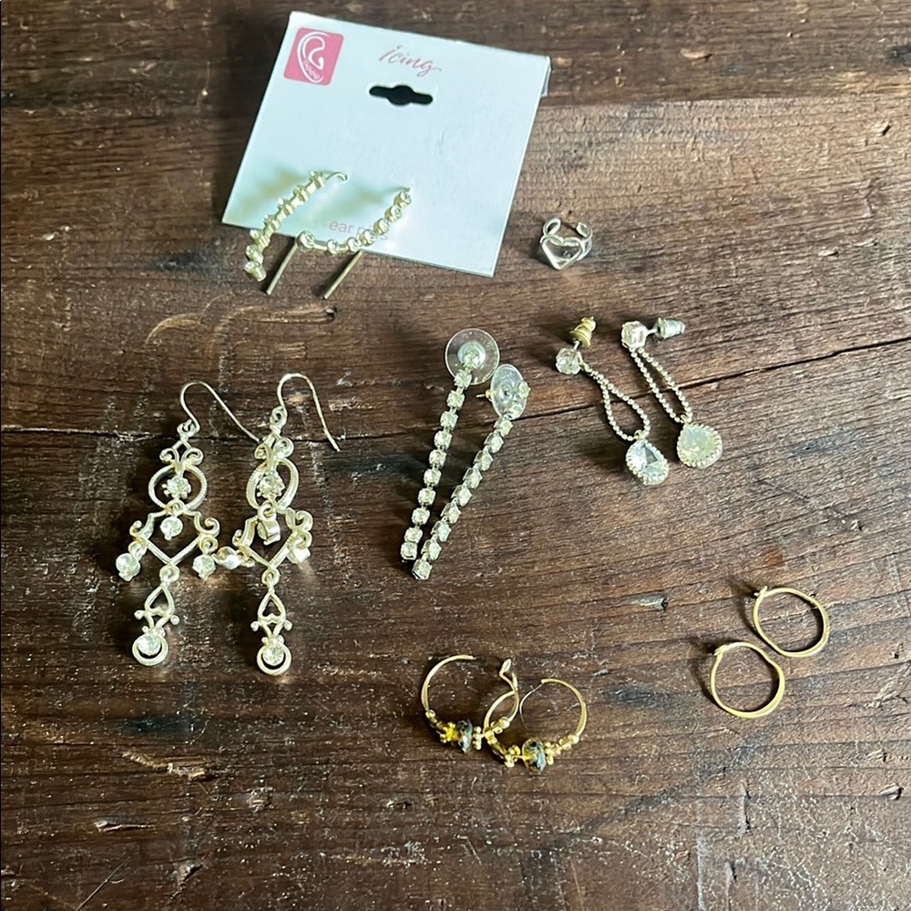 Elegant Gold and Silver Dangle Earrings Set